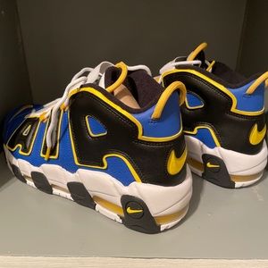 $160+shipping UPTEMPO 'PEACE, LOVE, AND BASKETBALL